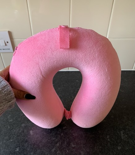 Bright pink shaped - pink, travel